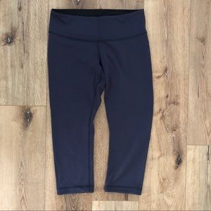Lululemon wunder under reversible crops sz 8